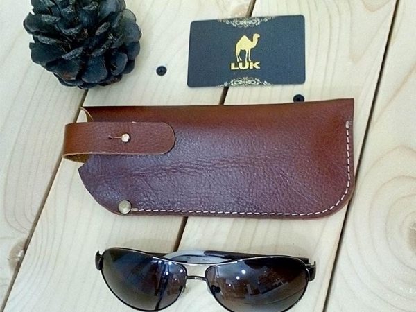 جلد چرمی عینک۷۸۰ عسلی