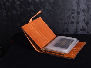 کیف پول چند منظوره