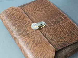 کیف مدارک زنانه