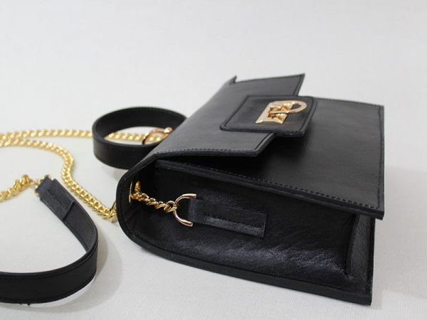 کیف جدید روی دوشی زنانه