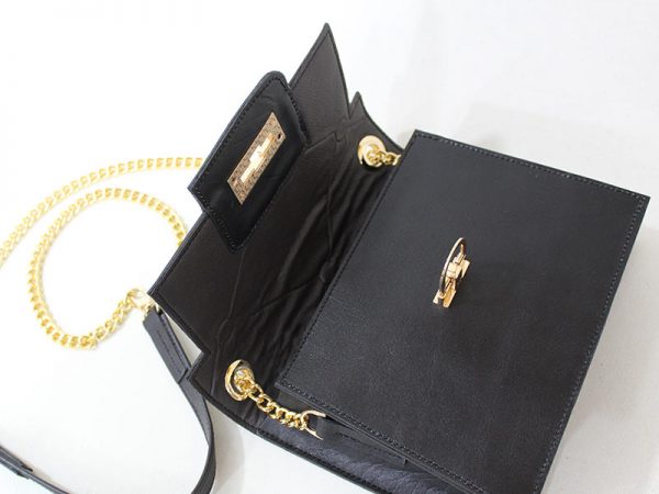 کیفهای چرمی زنانه رنگ مشکی