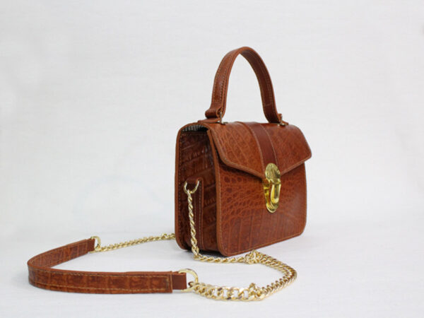 فروش کیفهای روی دوشی