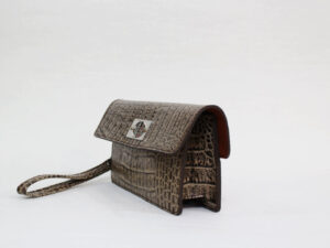 فروش کیف پول و دستی زنانه