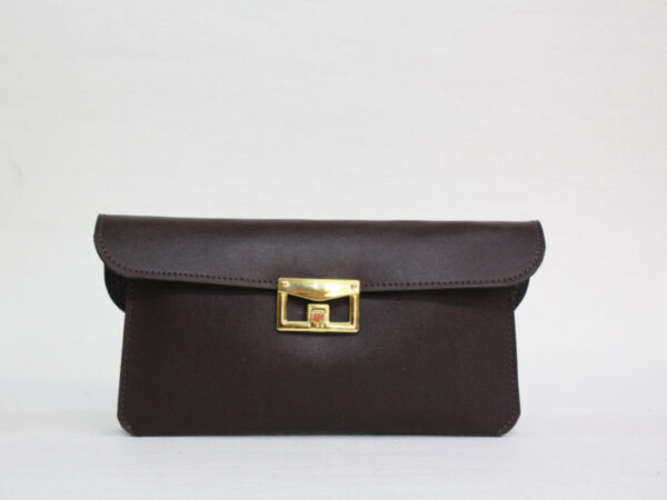 کیف-پول-چرم-قهوه-ایی-مدل-آتریسا کیف پول دستی قهوه ایی آتریسا