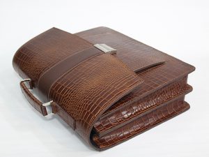 کیف دست دوز دیپلمات