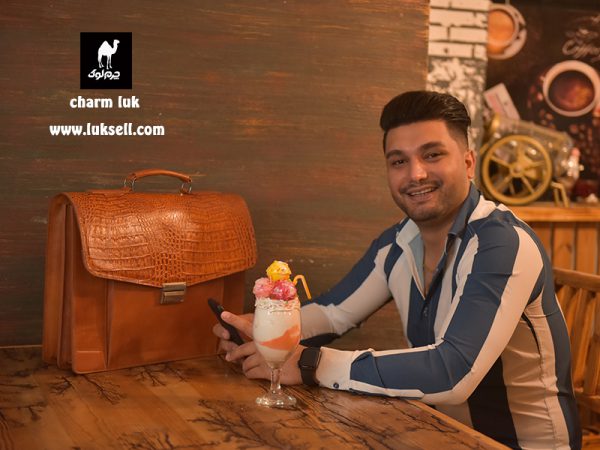 کیف اداری مدل تاج