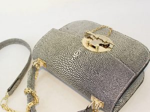 کیف چرم ایرانبانو چرم لوک