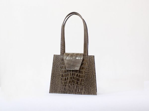 کیف روی دوشی ستیا