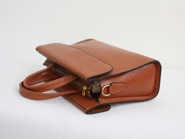 کیف زنانه چرم طبیعی عسلی