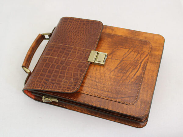 کیف اسپرت چرم بوفالو