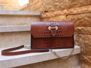 کیف کروکودیلی قهوه ایی
