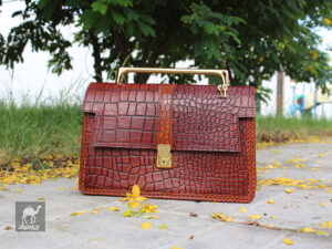 کیف کروکودیلی زرشکی