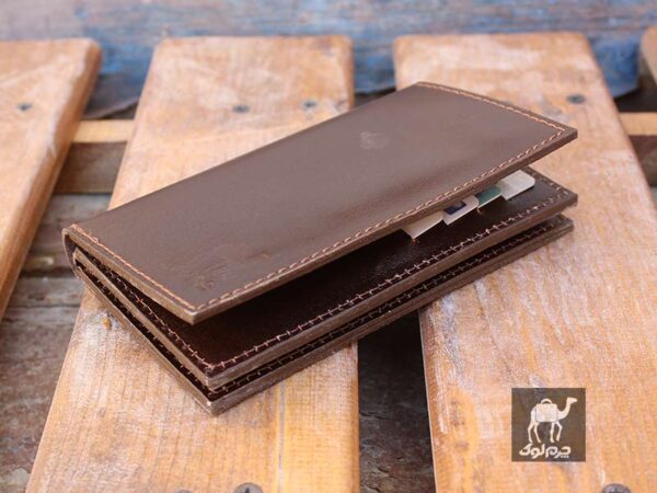 کیف مدارکی و جای کارت