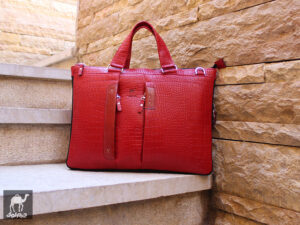 کیف روی دوشی اداری