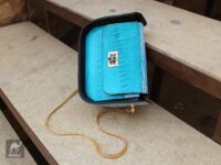 کیف چرم فیروزه ایی زنانه