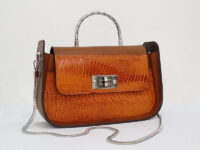 کیف دخترانه متوسط اوتانه