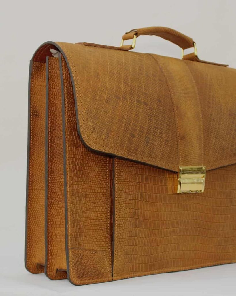 کیف اداری چرم شتری